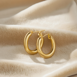 Classic Medium Hoop Earrings 22mm – Women
